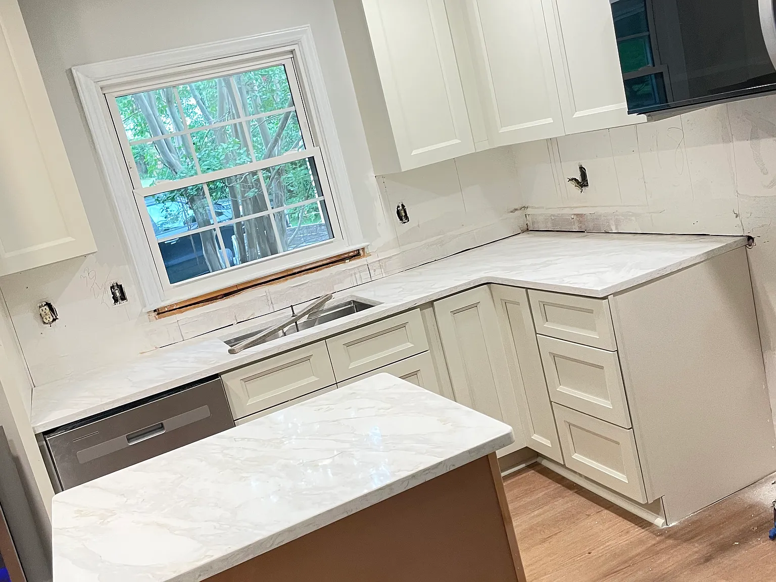 4 bed, 1770 sqft, $2,500 — Photo 2