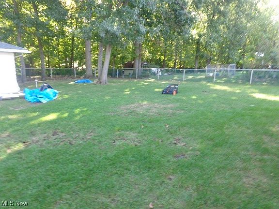 4th image of 5675 Essex Dr