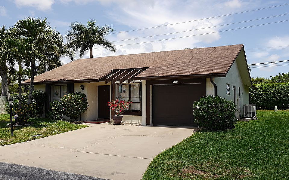 1st image of 6109 Olivewood Cir