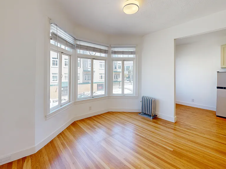 2975 Van Ness Ave — Photo 5