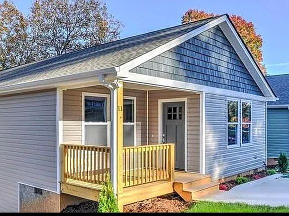 2nd image of 11 Shadowlawn Dr #11