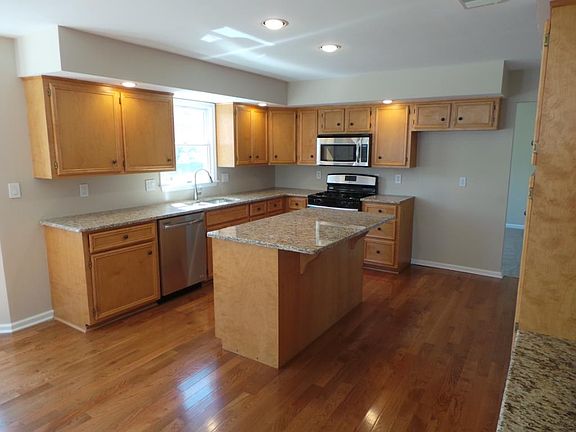 5th image of 4006 Galway Drive