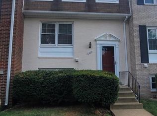 8324 Glastonbury Ct, Annandale, VA 22003