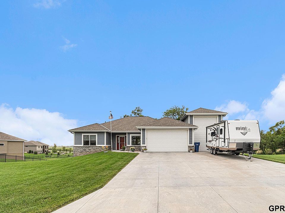 1st image of 4416 Windward Dr
