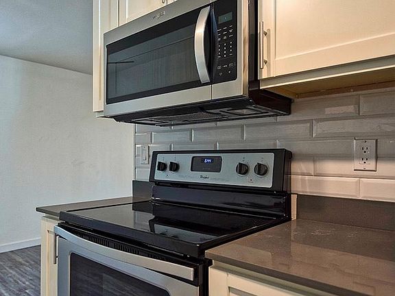 3rd image of 16104 36th Ave W #207