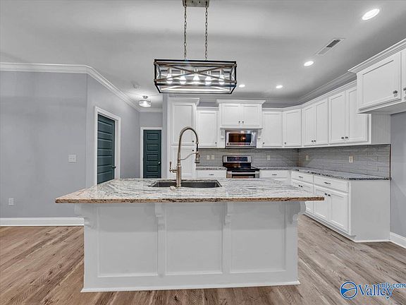 2nd image of 105 Azuba Ct