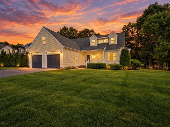 1 Neff Dr, Foxboro, MA 02035