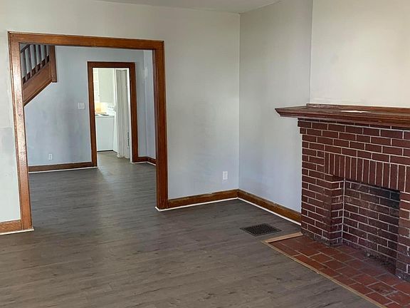 5th image of 736 Seymour Ave #38