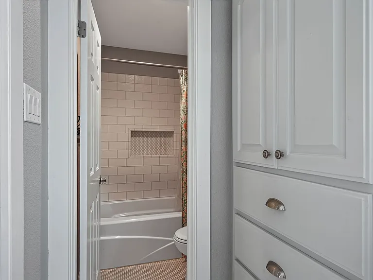 29607 Fairway Bluff Dr — Photo 28
