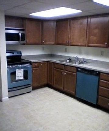 2nd image of 621 Masefield Cir