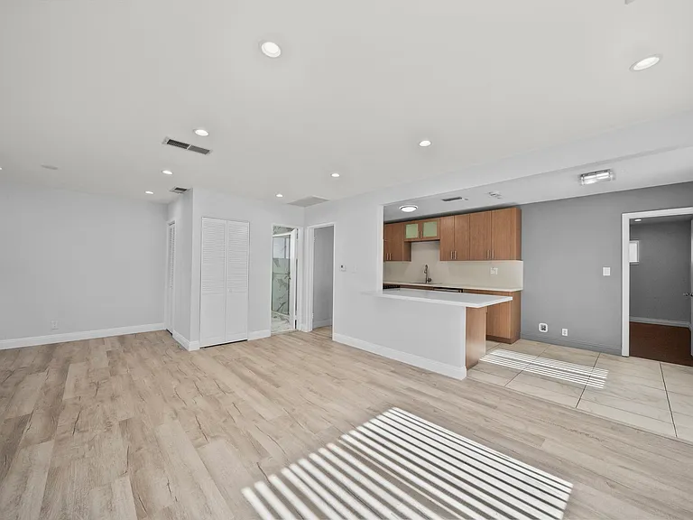 7707 Apperson St — Photo 1