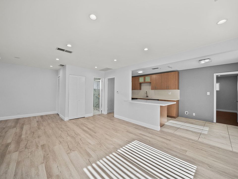 1st image of 7707 Apperson St