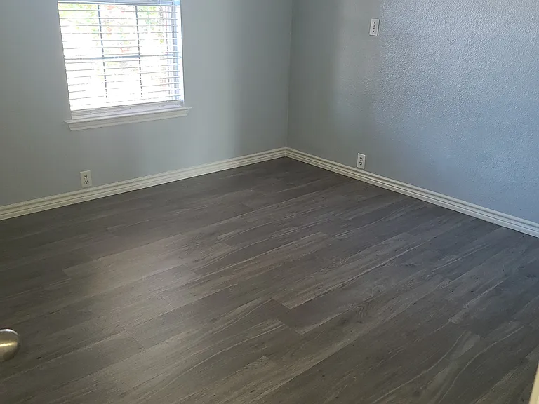 1101 Springcreek Dr — Photo 28