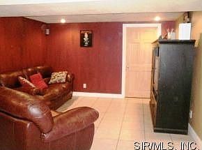4th image of 29 Wilshire Dr