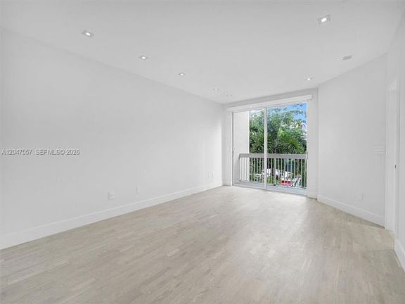 3rd image of 21391 Marina Cove Cir APT 14-K