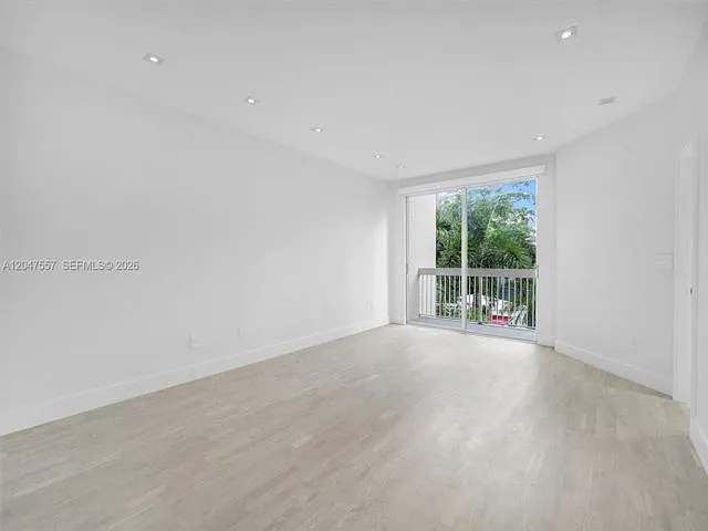 21391 Marina Cove Cir #14-K — Photo 3