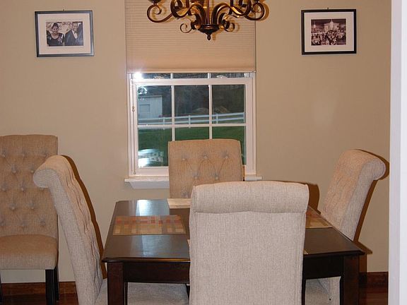 2nd image of 9705 Butterfly Ln