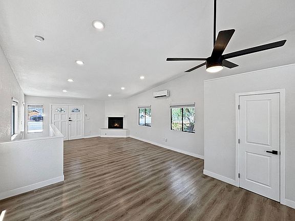 2nd image of 3095 Boundary St #0