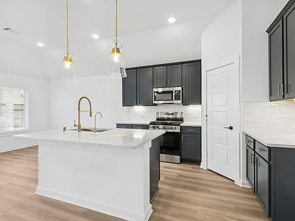 2nd image of 3326 Hereford Dr