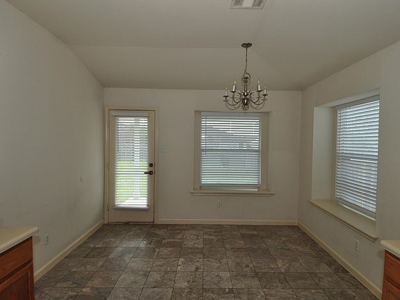 4th image of 1409 Tea Leaf Dr