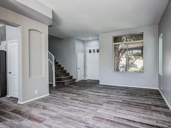 5th image of 11207 W Cottonwood Ln