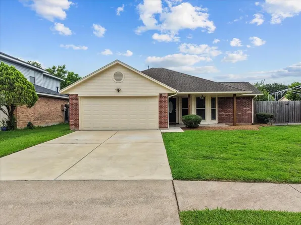 3735 Pine Cone Trl, Pasadena, TX 77505