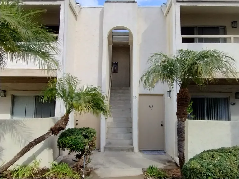 Black Mountain Villas — Photo 28