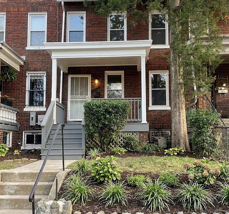 1st image of 1505 W Virginia Ave NE