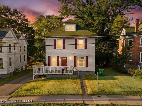 120 Ridgeway St, East Stroudsburg, PA 18301