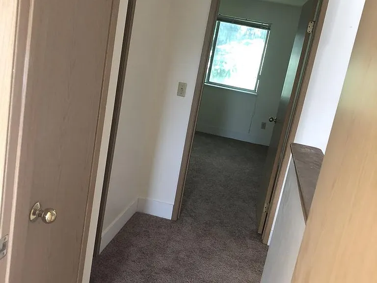 Magnolia Court — Photo 26
