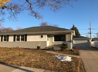 506 W Michigan St, Appleton, WI 54911