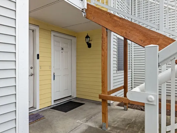 2101 Poplar Dr Unit 36, Medford, OR 97504