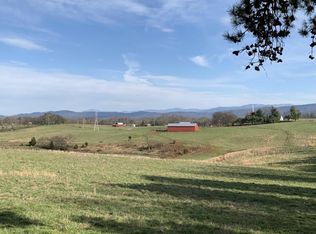 2974 Innisbrook Dr, Maryville, TN 37801