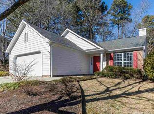 402 Averroe Dr, Apex, NC 27502
