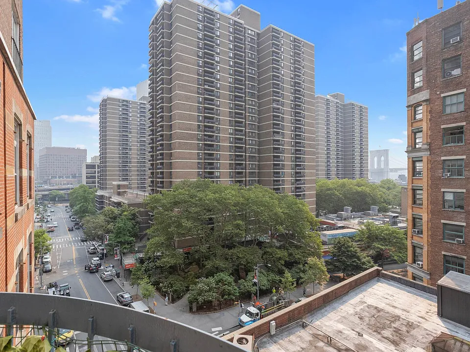 88 Fulton St #126