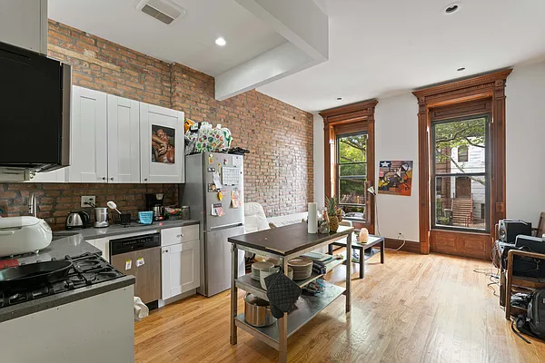 Rented by Corcoran | media 16