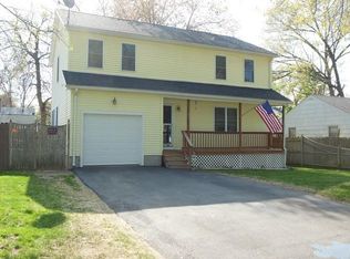 86 Temby St, Springfield, MA 01119