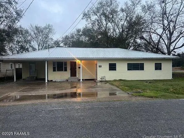 806 Clara St, Jennings, LA 70546