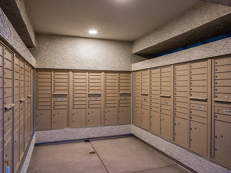 9200 W McDowell Rd — Photo 37