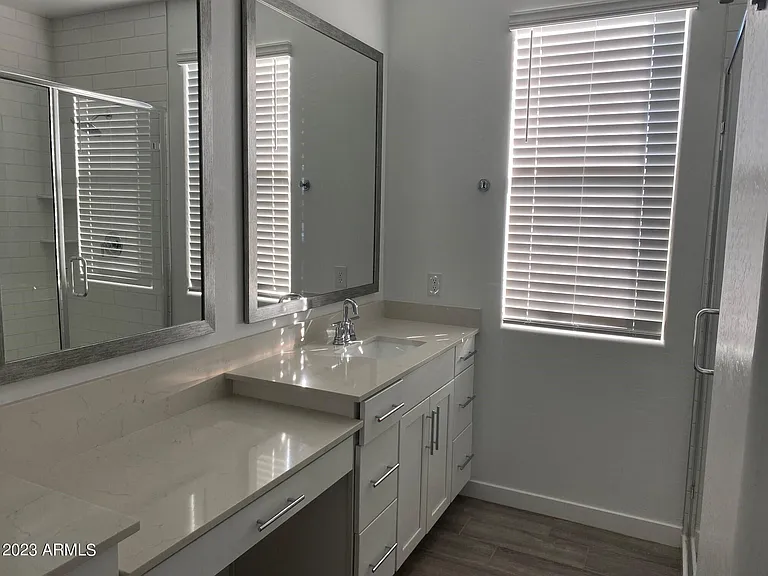 1651 W Paseo Way — Photo 15
