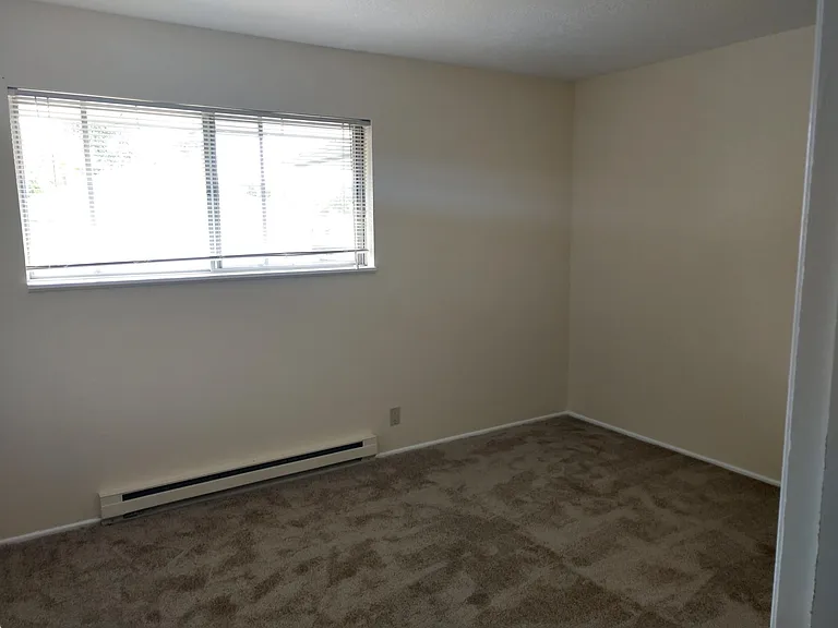 110 SW 137th Ave #2 — Photo 16