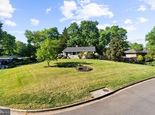 2001 Paul Spring Pkwy, Alexandria, VA 22308