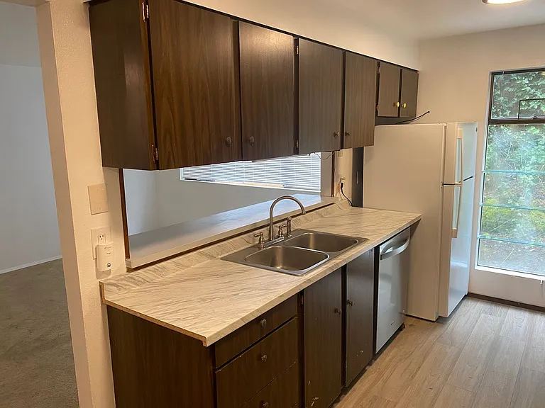 237 S Woodhill Ave — Photo 6