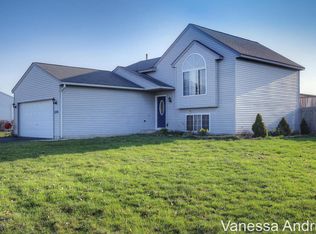 16408 Antler Dr NE, Cedar Springs, MI 49319