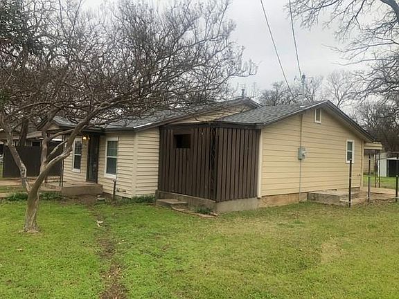 5th image of 7304 Foster Dr