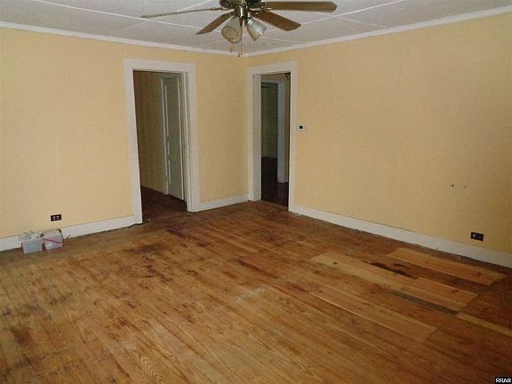 3rd image of 2726 E Reelfoot Ave