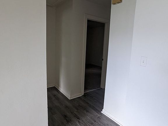 3rd image of 2503 Wyoming Ave #A