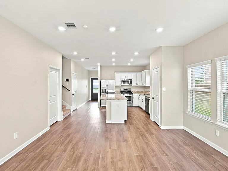 32311 Melbrooke Dr — Photo 10
