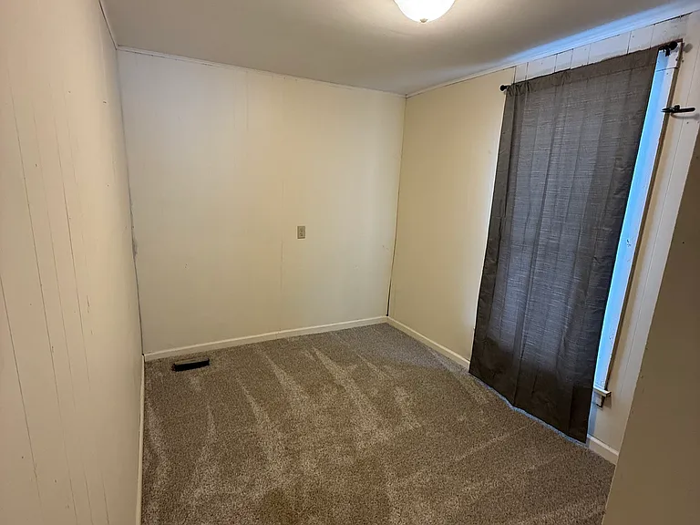 3334 Market St — Photo 9