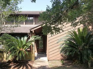 9 Renwick St, Bay City, TX 77414